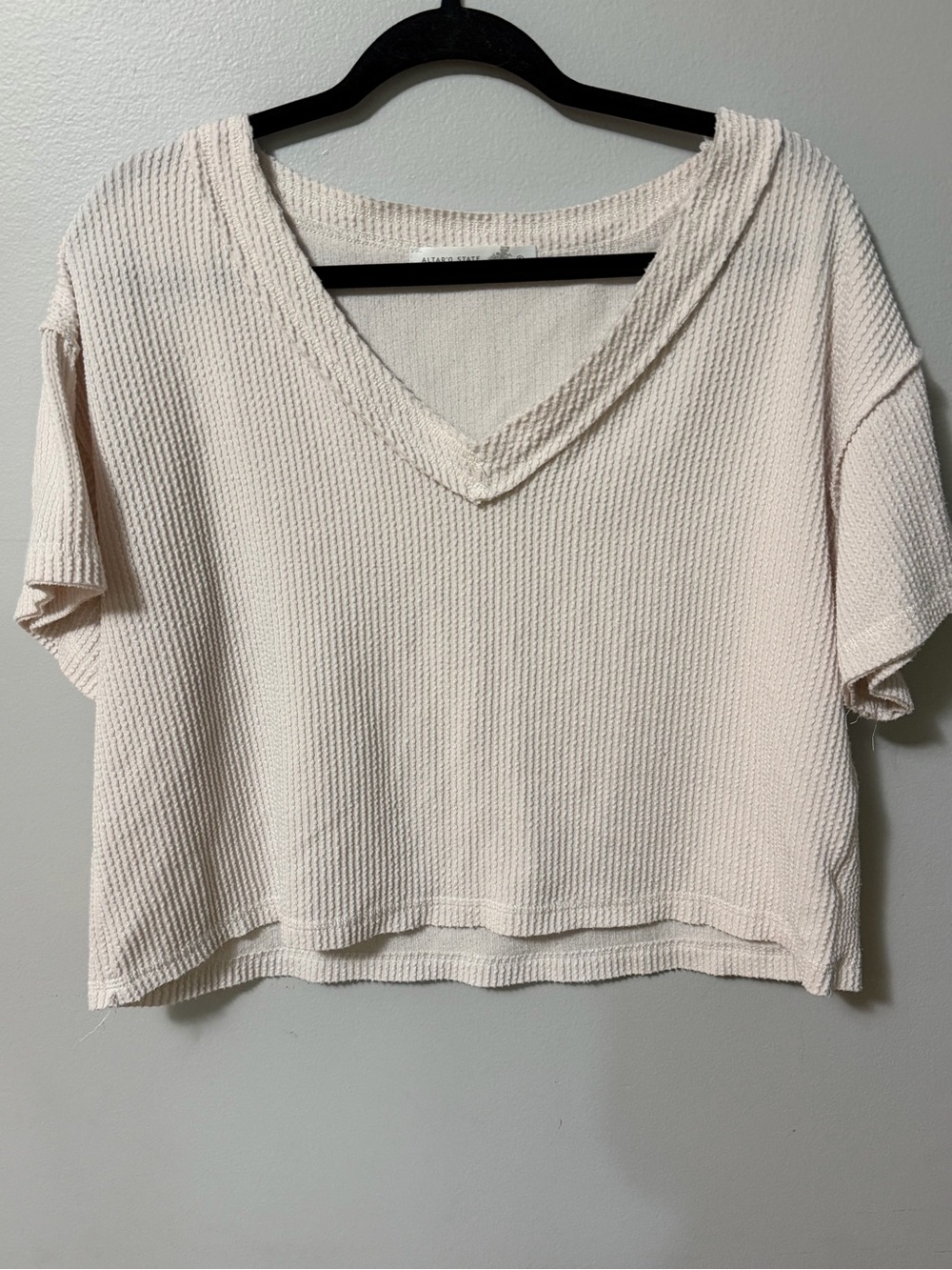 Altar’d State Blush Pink Waffle Knit V Neck Cropped Top Small Oversized